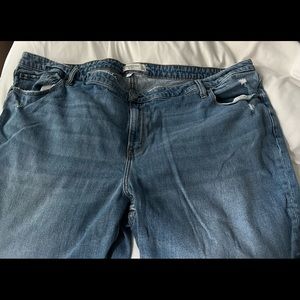 Abercrombie—curve love collection.  Size 37w. Plus size